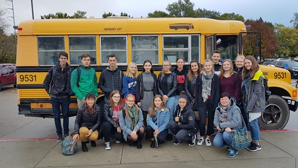 Fahrt zum Durham Museum Omaha im yellow school bus