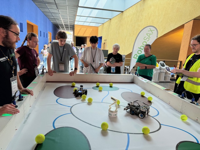 Erfolgreicher Start beim RoboSax-Wettbewerb mit Team JMG-Robot